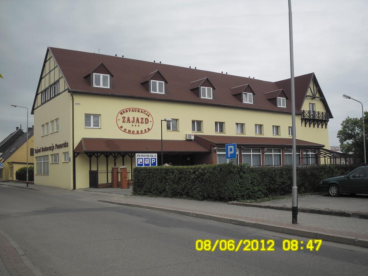Pomorska Zajazd Restauracja 恰普利内克 外观 照片